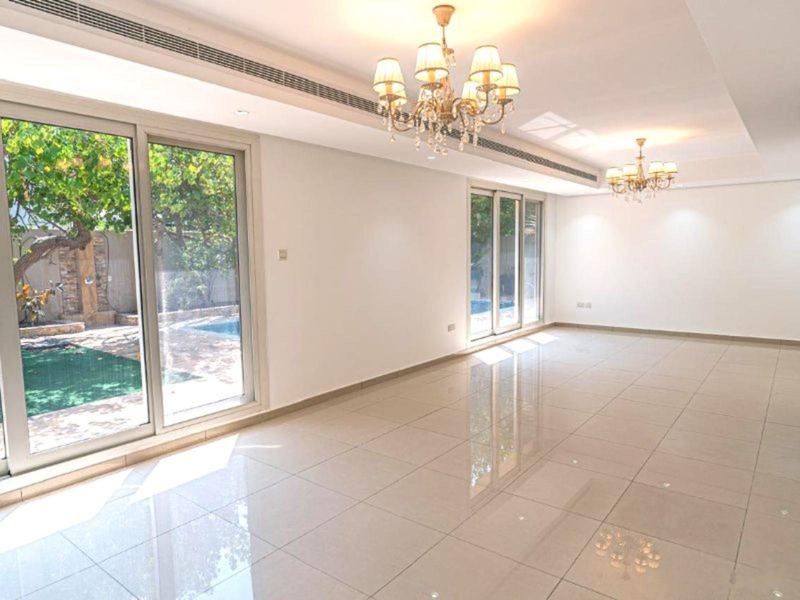 Living and dining room
