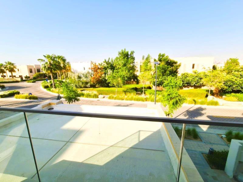 Balcony view over the neighbourhood greenery